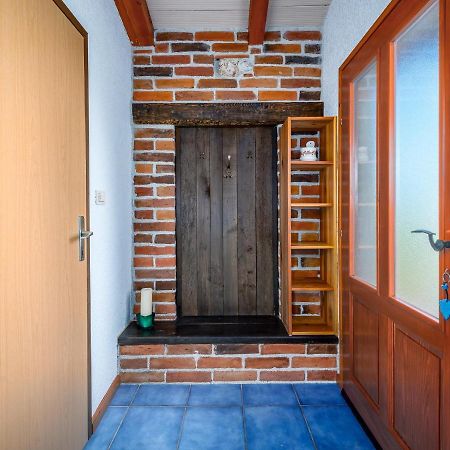 Apartment With Pool Višnjan المظهر الخارجي الصورة