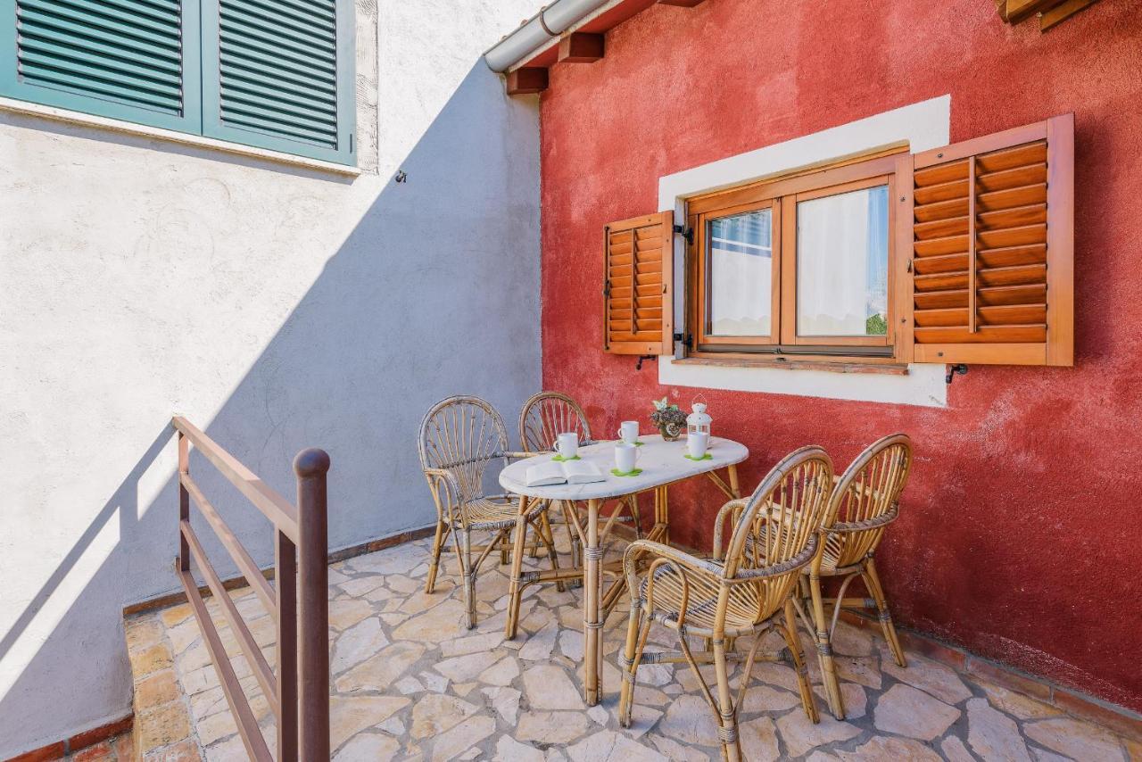 Apartment With Pool Višnjan المظهر الخارجي الصورة